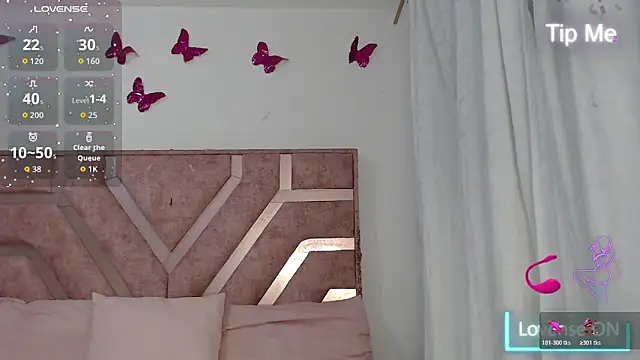 Snapshot of Angel-Hott_ chatting on June 2026 03:30:02 AM Angel-Hott online show from June 2026 03:30:02 AM