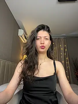 NoelPerfect online show from May 2026 05:47:02 AM