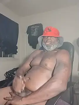 Tremainebigg online show from July 2026 09:25:01 AM
