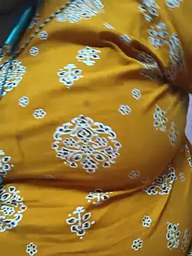 Snapshot of geetha431 chatting on July 2026 07:31:02 PM geetha431 online show from July 2026 07:31:02 PM