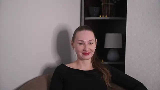 ShariMccallen online show from May 2026 03:35:01 AM