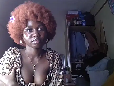Snapshot of ChocolateCrush chatting on May 2026 12:44:02 PM ChocolateCrush online show from May 2026 12:44:02 PM