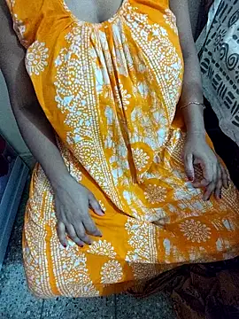Snapshot of radhikagupta345 chatting on June 2026 08:40:02 PM radhikagupta345 online show from June 2026 08:40:02 PM
