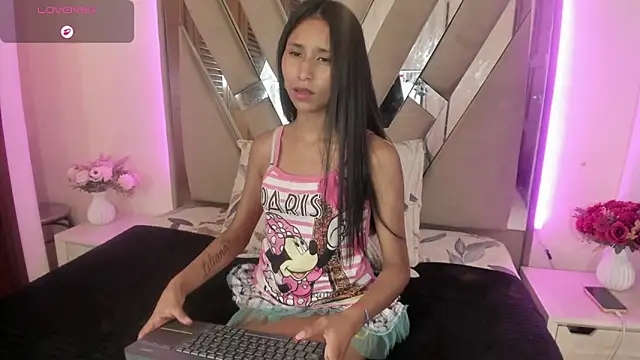 casey lorens online show from July 2026 03:17:02 AM