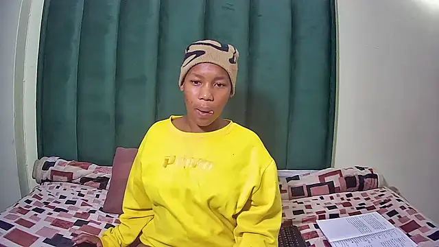 TypicalBaddiex online show from June 2026 12:32:02 AM