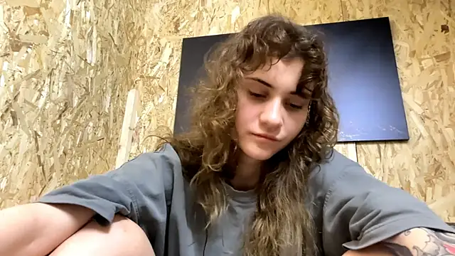Snapshot of HarmonyShulman chatting on May 2026 06:24:01 PM HarmonyShulman online show from May 2026 06:24:01 PM