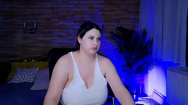 Snapshot of MiraHaze chatting on February 2025 11:13:02 PM MiraHaze online show from February 2025 11:13:02 PM