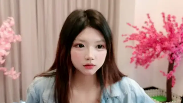Snapshot of yan-0705 chatting on May 2026 07:15:02 AM yan-0705 online show from May 2026 07:15:02 AM