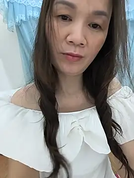 Lye lovely online show from July 2026 02:34:01 PM