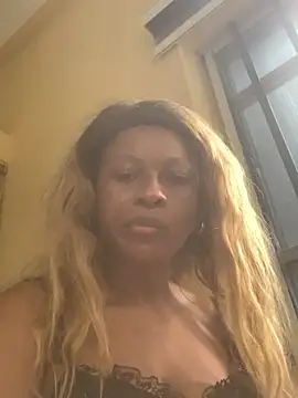 Snapshot of Tara255 chatting on May 2026 08:53:02 AM Tara255 online show from May 2026 08:53:02 AM