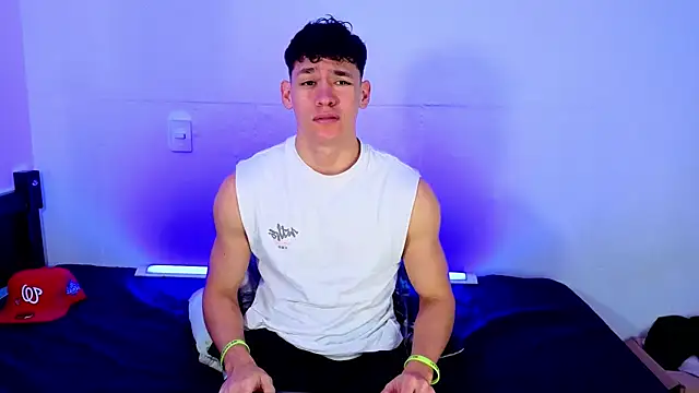 Luke Muscle online show from June 2026 02:55:01 PM