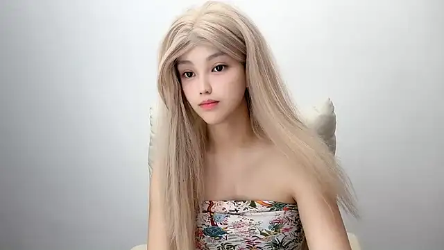 Snapshot of jiangjiang2005 chatting on July 2026 04:25:02 PM jiangjiang2005 online show from July 2026 04:25:02 PM