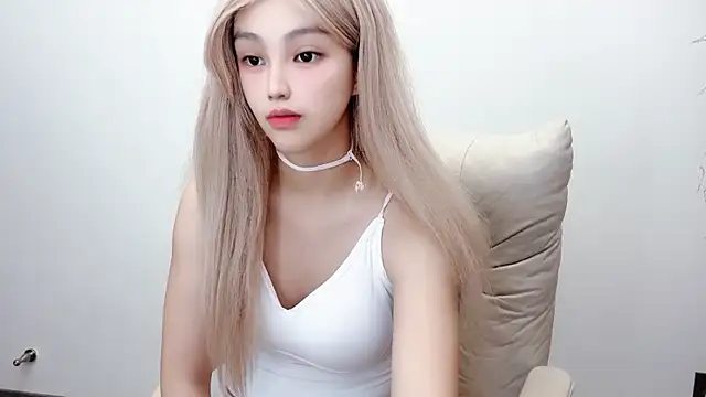 Snapshot of jiangjiang2005 chatting on July 2026 04:09:01 PM jiangjiang2005 online show from July 2026 04:09:01 PM