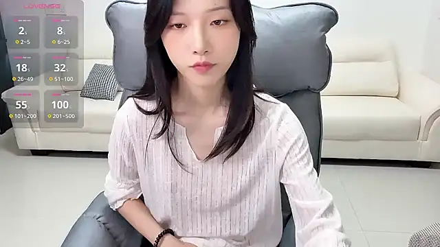 Snapshot of jiajia_girl chatting on June 2026 06:16:01 PM jiajia girl online show from June 2026 06:16:01 PM
