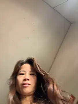 Snapshot of kiss_loo chatting on June 2026 01:50:02 AM kiss loo online show from June 2026 01:50:02 AM