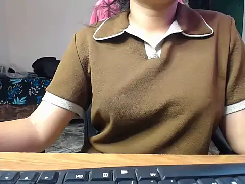 Snapshot of Flirty_Apsara chatting on June 2026 03:03:01 PM Flirty Apsara online show from June 2026 03:03:01 PM