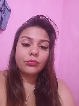 Snapshot of Rich_valentina chatting on May 2026 01:00:01 AM Rich valentina online show from May 2026 01:00:01 AM
