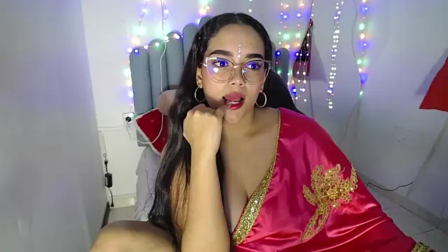 Snapshot of farah_samira chatting on June 2026 11:41:01 AM farah samira online show from June 2026 11:41:01 AM