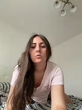 BrunetteNymph online show from June 2026 07:39:01 AM