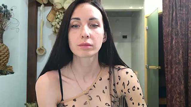 Snapshot of BouncySweety chatting on June 2026 07:03:02 PM BouncySweety online show from June 2026 07:03:02 PM