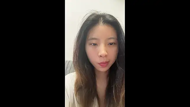 Snapshot of sunshinegirlXX chatting on June 2026 03:57:01 PM sunshinegirlXX online show from June 2026 03:57:01 PM