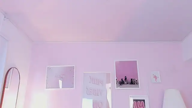 Kimdyy  online show from June 2026 07:50:01 PM
