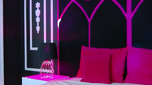 Snapshot of Areina chatting on June 2026 12:22:01 PM Areina online show from June 2026 12:22:01 PM