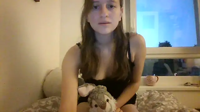 SoftieSophie online show from May 2026 03:02:01 AM