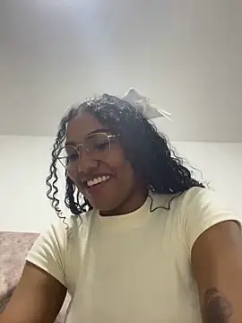 Snapshot of IamBlackmoon chatting on June 2026 02:25:01 AM IamBlackmoon online show from June 2026 02:25:01 AM