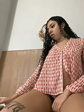 Snapshot of Sereia_camgirl chatting on June 2026 06:06:01 PM Sereia camgirl online show from June 2026 06:06:01 PM