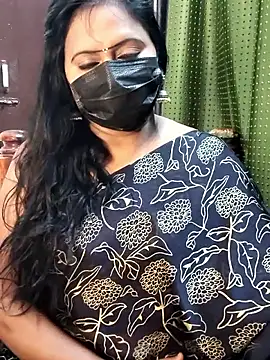 Snapshot of Meera_mia chatting on May 2026 09:39:02 AM Meera mia online show from May 2026 09:39:02 AM
