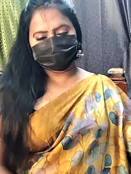 Snapshot of Meera_mia chatting on May 2026 07:44:02 PM Meera mia online show from May 2026 07:44:02 PM