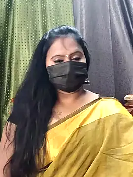 Snapshot of Meera_mia chatting on June 2026 06:46:02 PM Meera mia online show from June 2026 06:46:02 PM