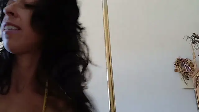 PriscillaPole online show from August 2026 10:06:01 AM
