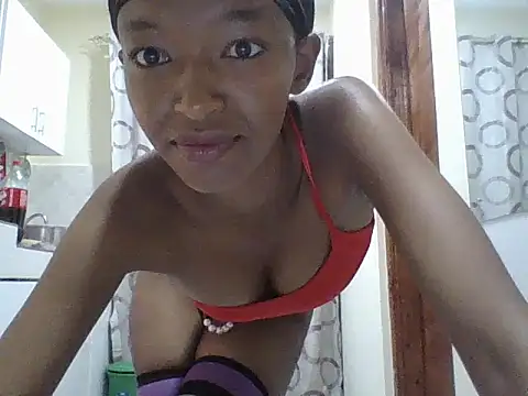 Miss lavagirl online show from June 2026 05:17:02 PM