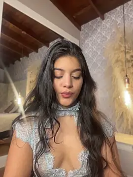 Snapshot of Amel_Rosse chatting on June 2026 03:04:02 PM Amel Rosse online show from June 2026 03:04:02 PM