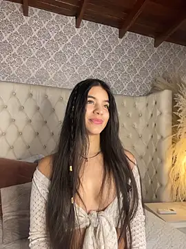 Snapshot of Amel_Rosse chatting on June 2026 03:39:02 PM Amel Rosse online show from June 2026 03:39:02 PM