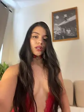 Snapshot of Amel_Rosse chatting on July 2026 05:04:02 PM Amel Rosse online show from July 2026 05:04:02 PM