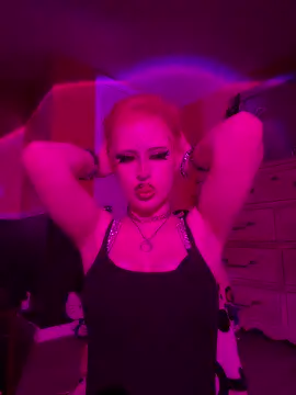 Snapshot of whimsicallylusty chatting on June 2026 11:46:02 AM whimsicallylusty online show from June 2026 11:46:02 AM