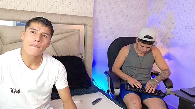 Snapshot of Alex-Rodriguezz chatting on July 2026 12:40:02 PM Alex-Rodriguezz online show from July 2026 12:40:02 PM