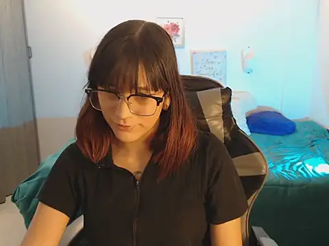 Snapshot of Aria_666 chatting on June 2026 03:51:02 AM Aria 666 online show from June 2026 03:51:02 AM