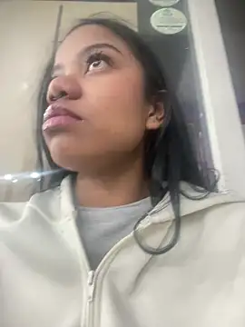 Ariana roxe  online show from June 2026 03:20:02 AM