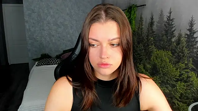Snapshot of Maya-Mimi chatting on July 2026 01:00:01 AM Maya-Mimi online show from July 2026 01:00:01 AM