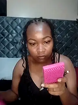 Snapshot of GoddessReen chatting on July 2026 05:04:01 AM GoddessReen online show from July 2026 05:04:01 AM