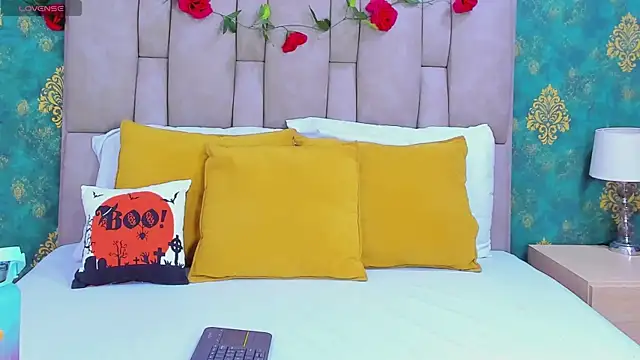 SamyPrincexx online show from November 2025 10:10:02 PM