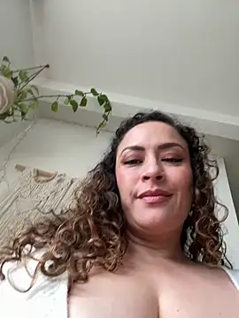 BellaNovaLove online show from June 2026 08:55:01 PM