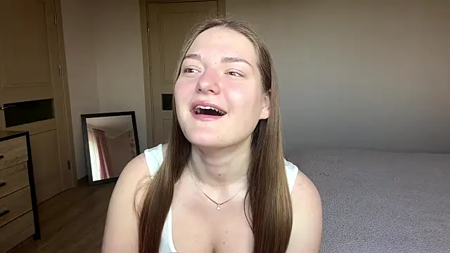 lizzzanatooo online show from June 2026 07:47:02 AM