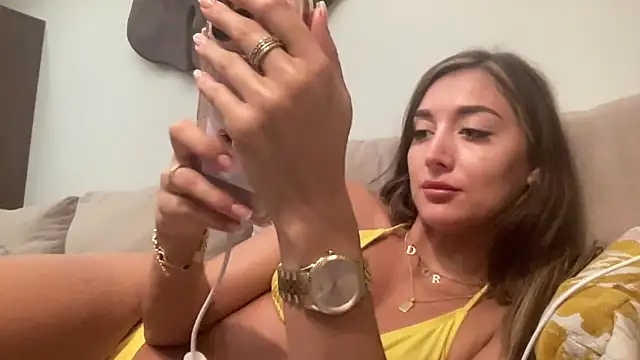 Snapshot of Stripper_SofiaX chatting on June 2026 09:52:01 PM Stripper SofiaX online show from June 2026 09:52:01 PM