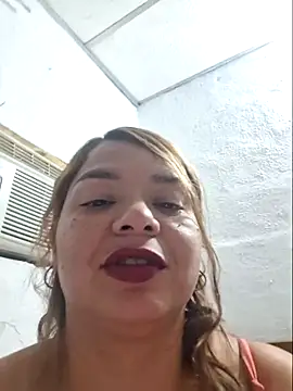 leonorq online show from June 2026 02:36:02 AM