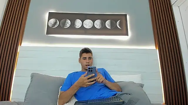 Snapshot of Mauro_boy chatting on July 2026 07:05:02 PM Mauro boy online show from July 2026 07:05:02 PM